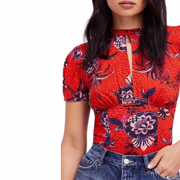 Free People Tops - Free People Hear Me Roar Keyhole Floral Red Top Small